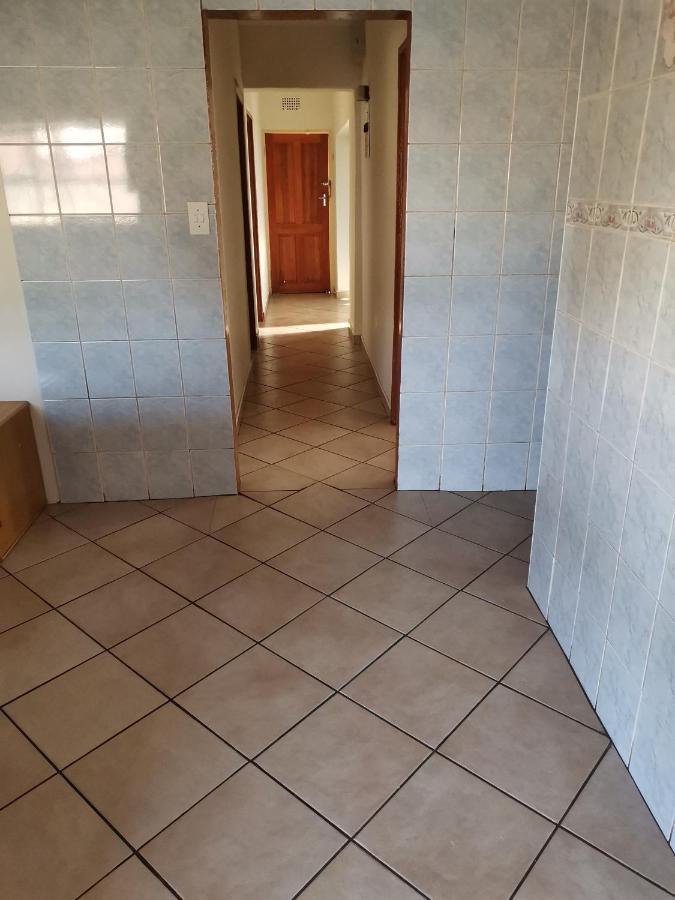 Lamavuso Guesthouse Krugersdorp Luaran gambar